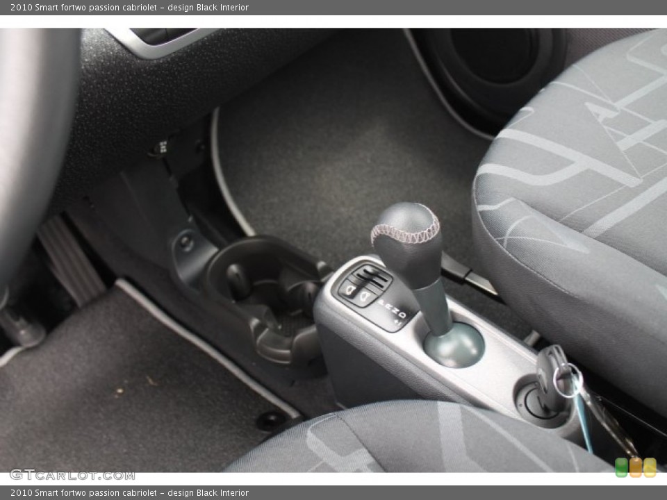design Black Interior Transmission for the 2010 Smart fortwo passion cabriolet #91702481