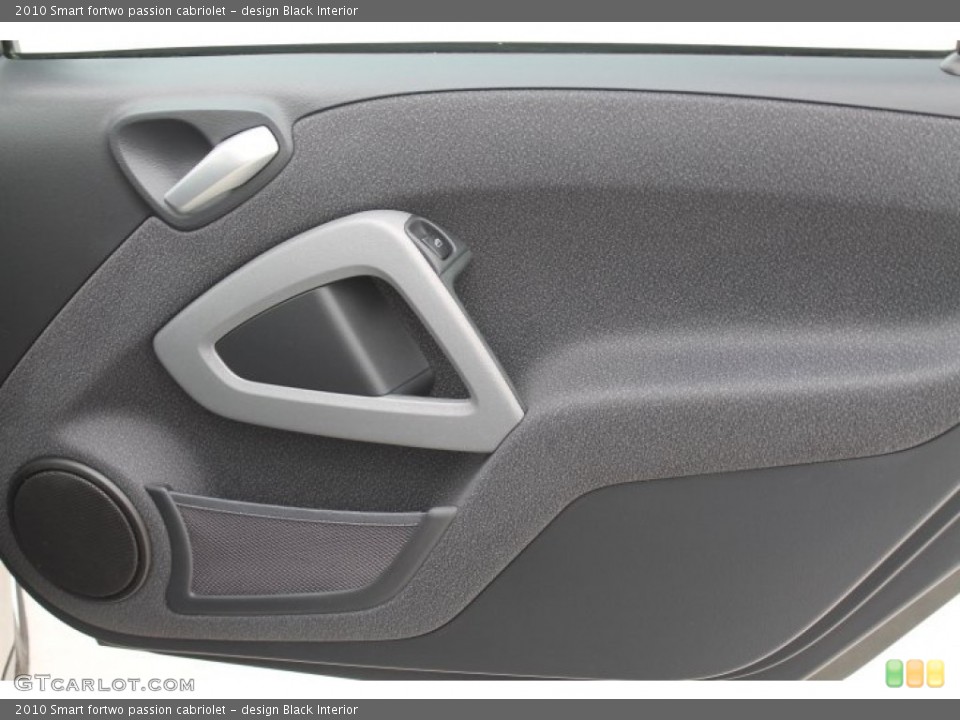 design Black Interior Door Panel for the 2010 Smart fortwo passion cabriolet #91702520