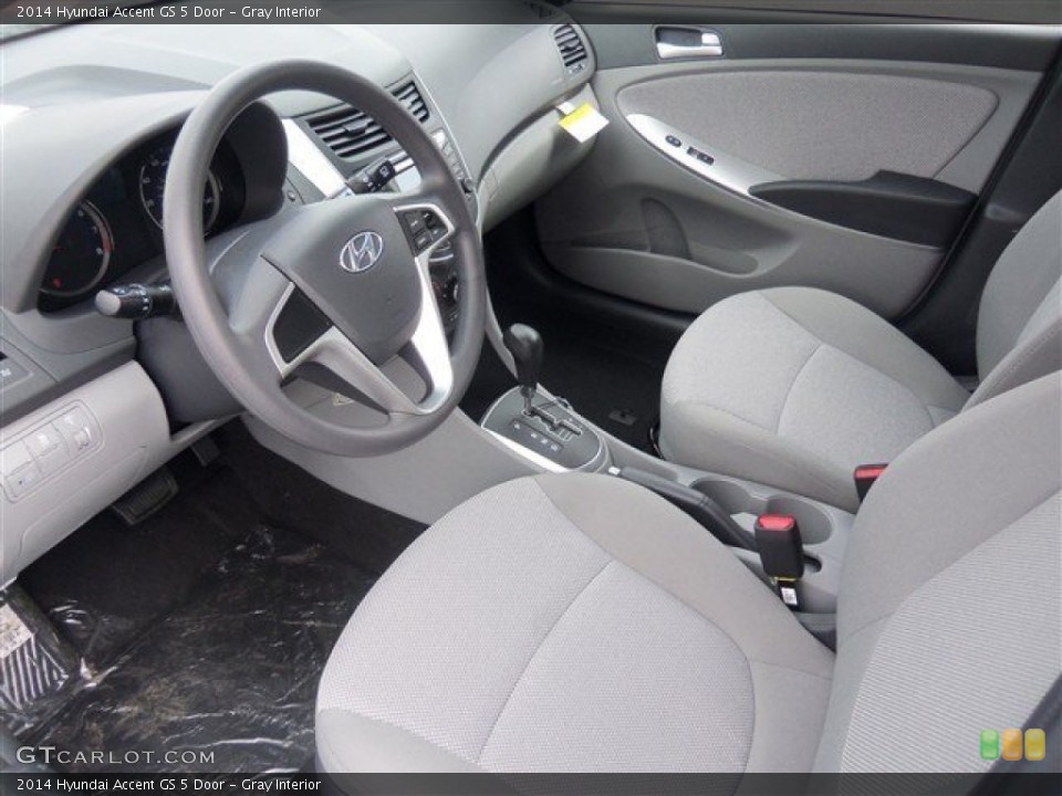 Gray Interior Photo for the 2014 Hyundai Accent GS 5 Door #91706337