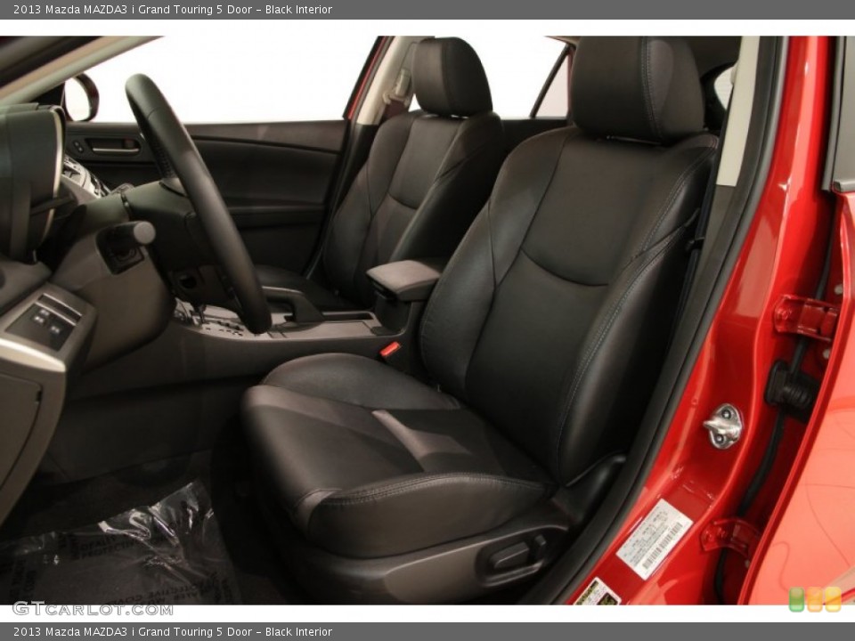 Black Interior Photo for the 2013 Mazda MAZDA3 i Grand Touring 5 Door #91708576