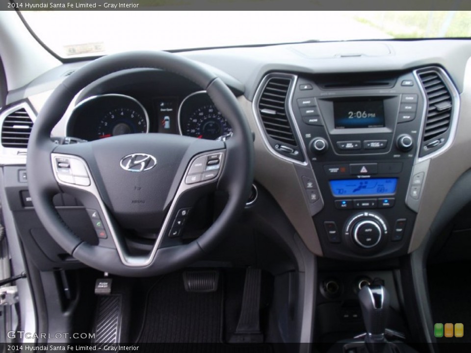 Gray Interior Dashboard for the 2014 Hyundai Santa Fe Limited #91716183