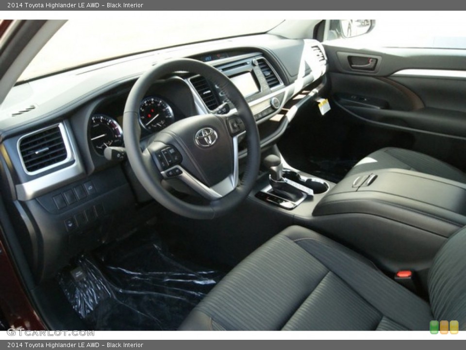 Black Interior Photo for the 2014 Toyota Highlander LE AWD #91755080