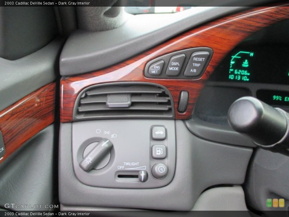 Dark Gray Interior Controls for the 2003 Cadillac DeVille Sedan #91772657