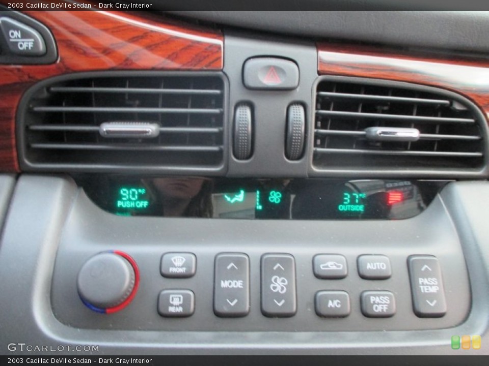Dark Gray Interior Controls for the 2003 Cadillac DeVille Sedan #91772687