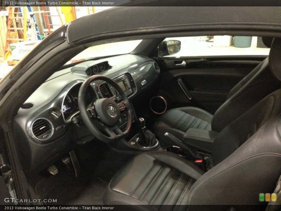 Titan Black Interior Photo for the 2013 Volkswagen Beetle Turbo Convertible #91777124