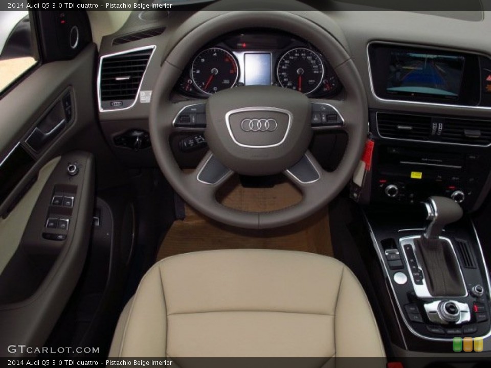 Pistachio Beige Interior Dashboard for the 2014 Audi Q5 3.0 TDI quattro #91795751