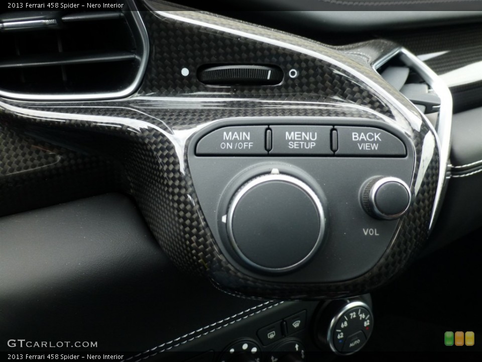 Nero Interior Controls for the 2013 Ferrari 458 Spider #91832087