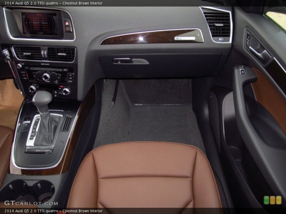 Chestnut Brown Interior Dashboard for the 2014 Audi Q5 2.0 TFSI quattro #91886954