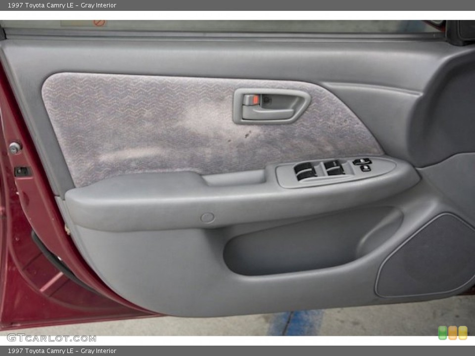 Gray Interior Door Panel for the 1997 Toyota Camry LE #91894324