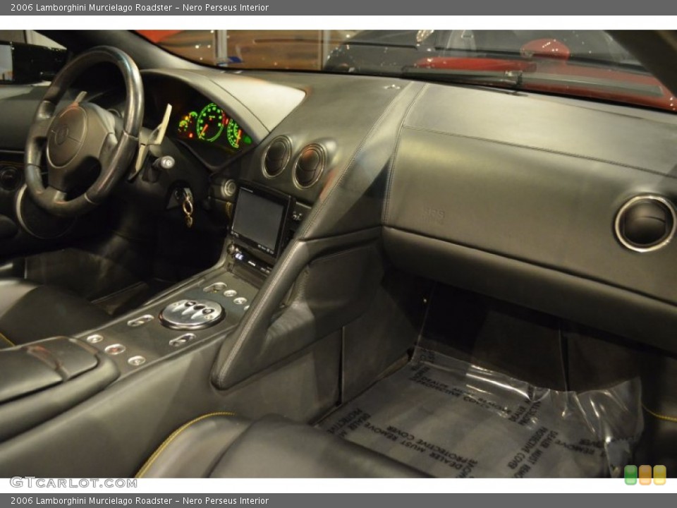 Nero Perseus Interior Dashboard for the 2006 Lamborghini Murcielago Roadster #91921285