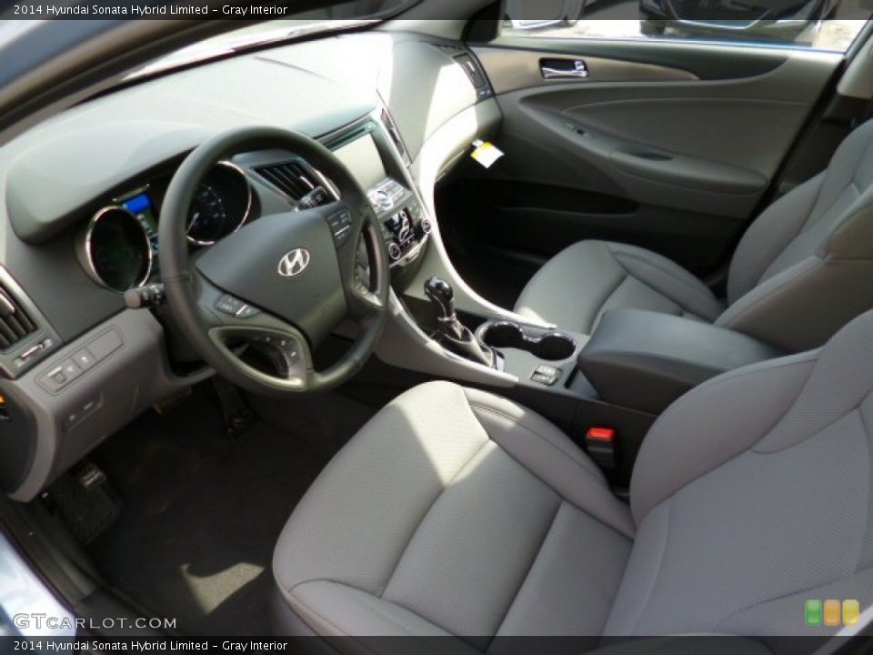 Gray Interior Photo for the 2014 Hyundai Sonata Hybrid Limited #91956707