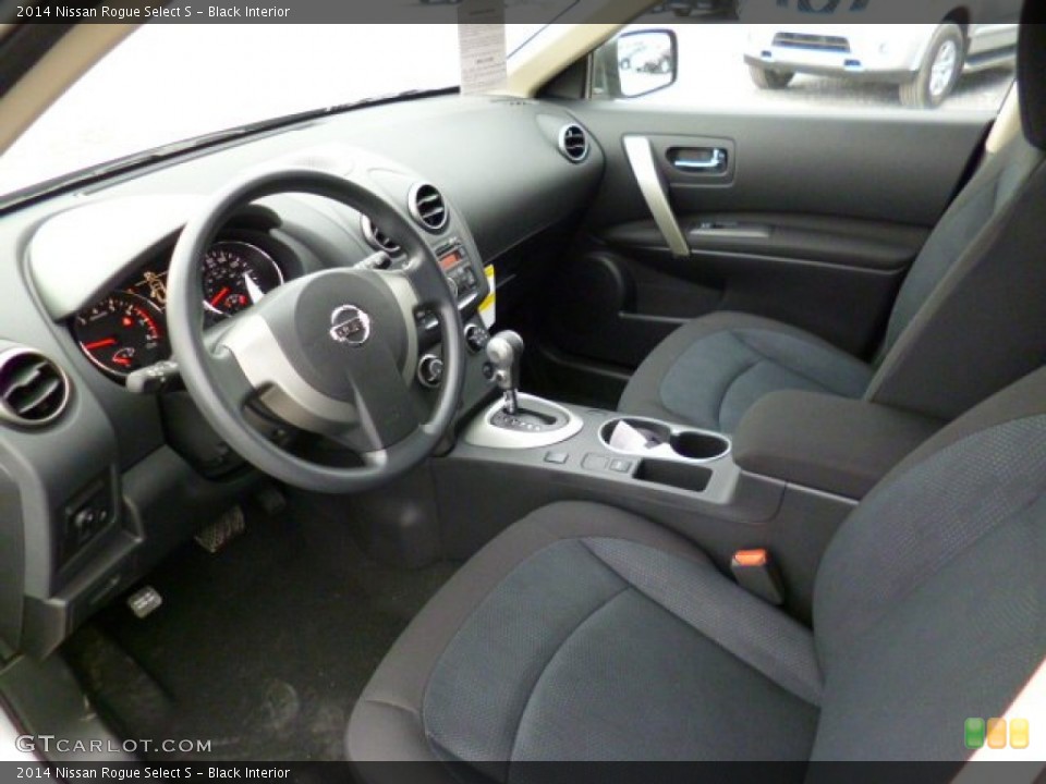 Black Interior Photo for the 2014 Nissan Rogue Select S #91971962