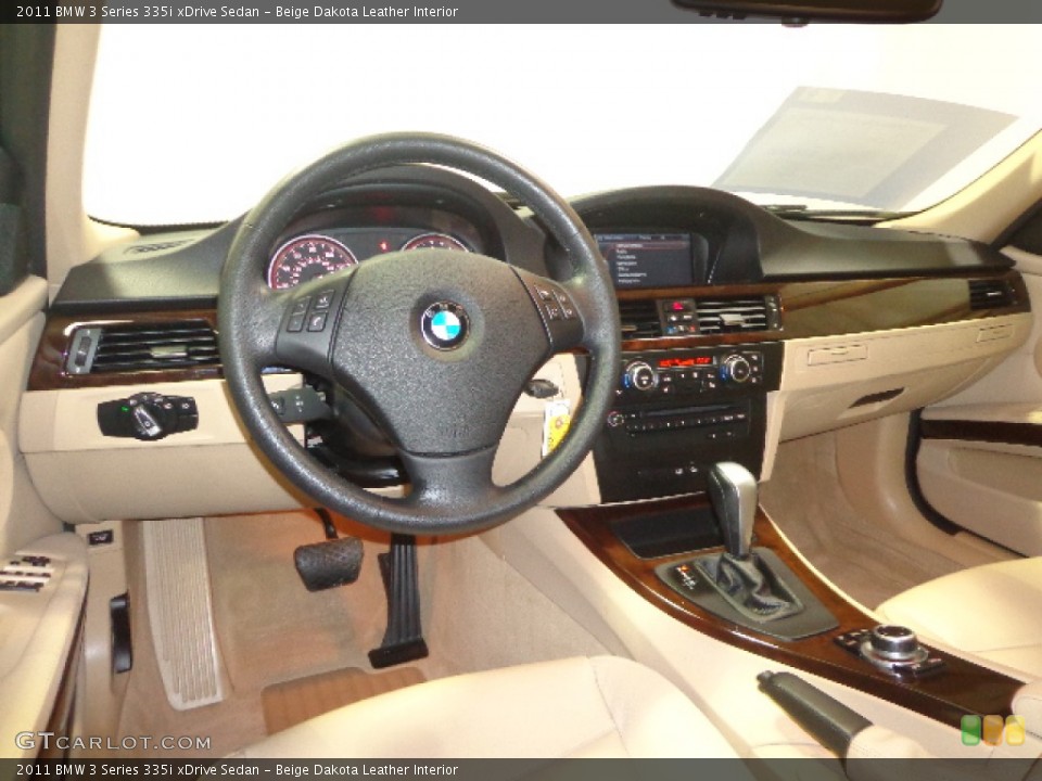 Beige Dakota Leather 2011 BMW 3 Series Interiors