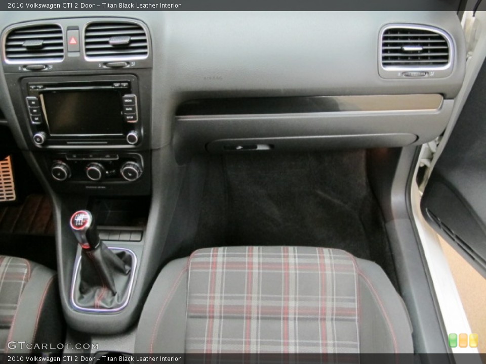 Titan Black Leather Interior Dashboard for the 2010 Volkswagen GTI 2 Door #92023121