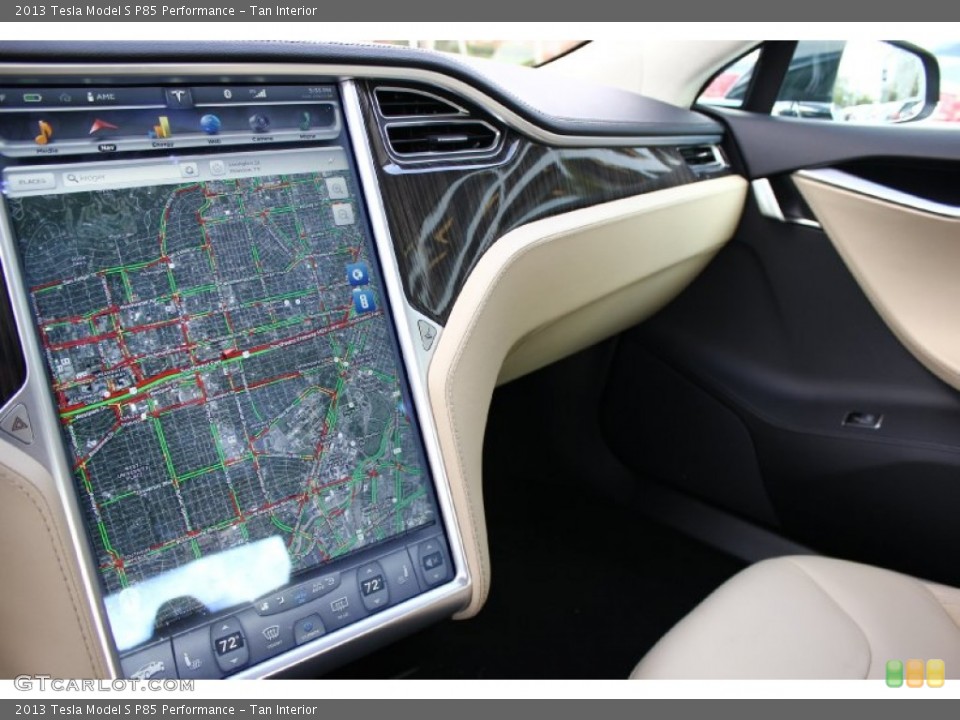 Tan Interior Dashboard for the 2013 Tesla Model S P85 Performance #92040992