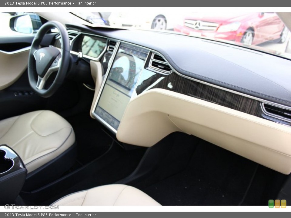 Tan Interior Dashboard for the 2013 Tesla Model S P85 Performance #92041913