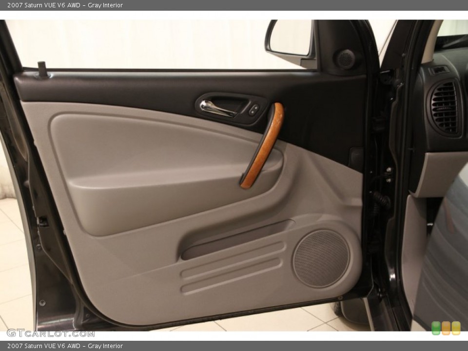 Gray Interior Door Panel for the 2007 Saturn VUE V6 AWD #92058326