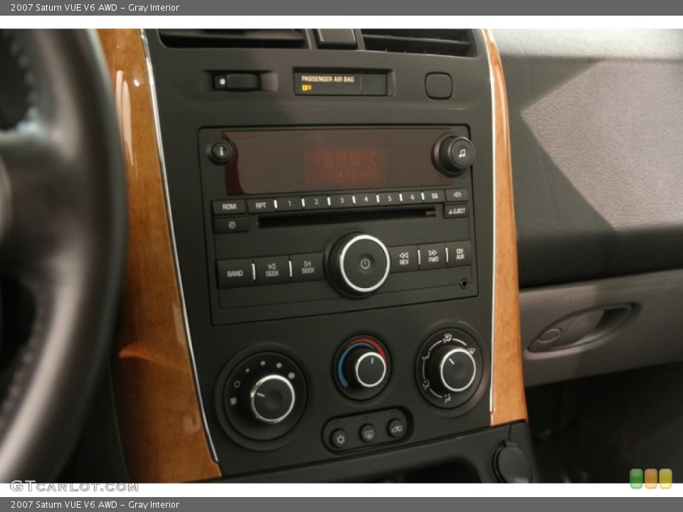 Gray Interior Controls for the 2007 Saturn VUE V6 AWD #92058443