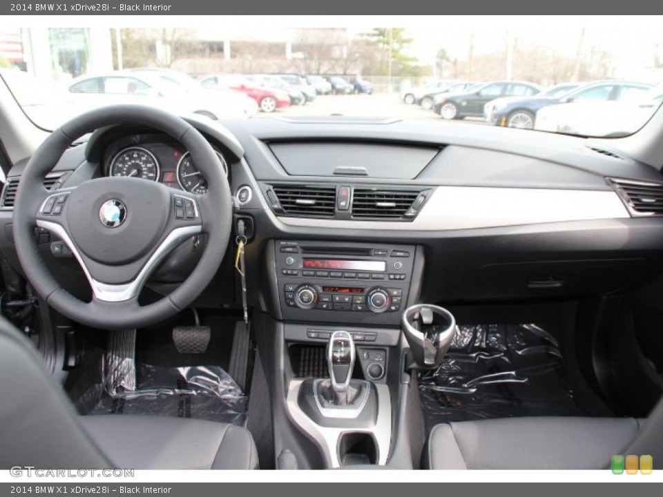 Black Interior Dashboard for the 2014 BMW X1 xDrive28i #92059111