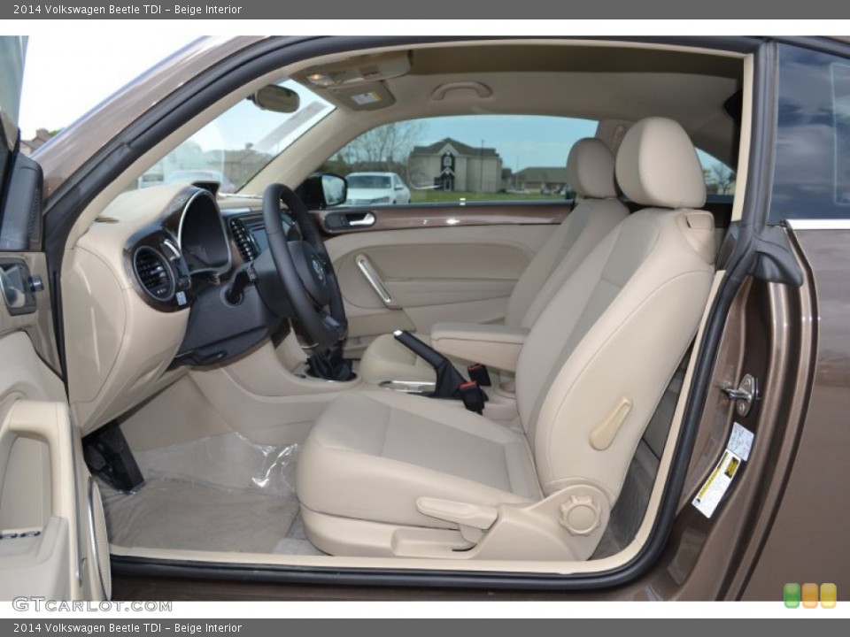 Beige Interior Photo for the 2014 Volkswagen Beetle TDI #92063945