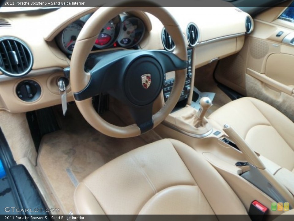 Sand Beige Interior Photo for the 2011 Porsche Boxster S #92110793