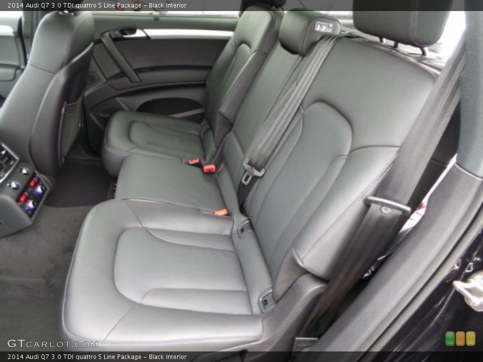 Black Interior Rear Seat for the 2014 Audi Q7 3.0 TDI quattro S Line Package #92116652
