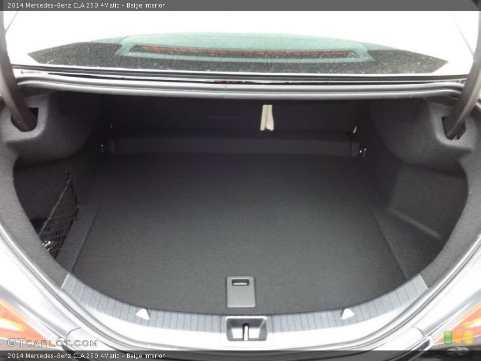 Beige Interior Trunk for the 2014 Mercedes-Benz CLA 250 4Matic #92127272