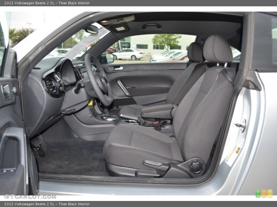 Titan Black Interior Photo for the 2013 Volkswagen Beetle 2.5L #92139928