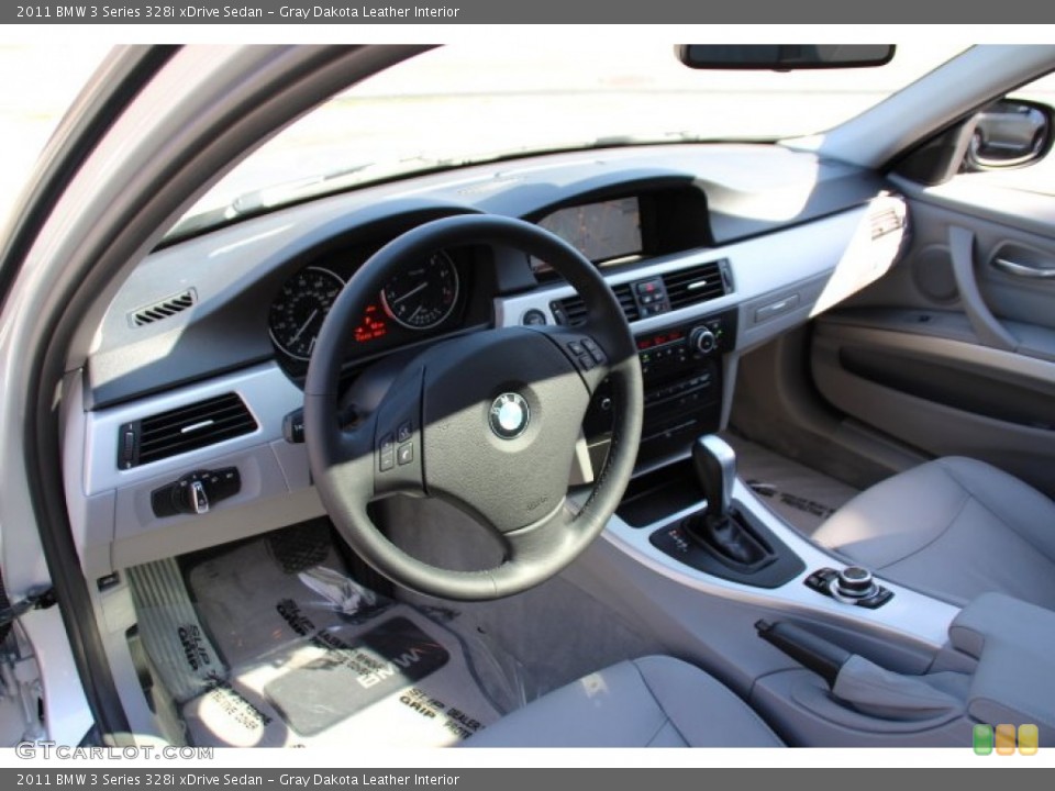 Gray Dakota Leather Interior Photo for the 2011 BMW 3 Series 328i xDrive Sedan #92158573