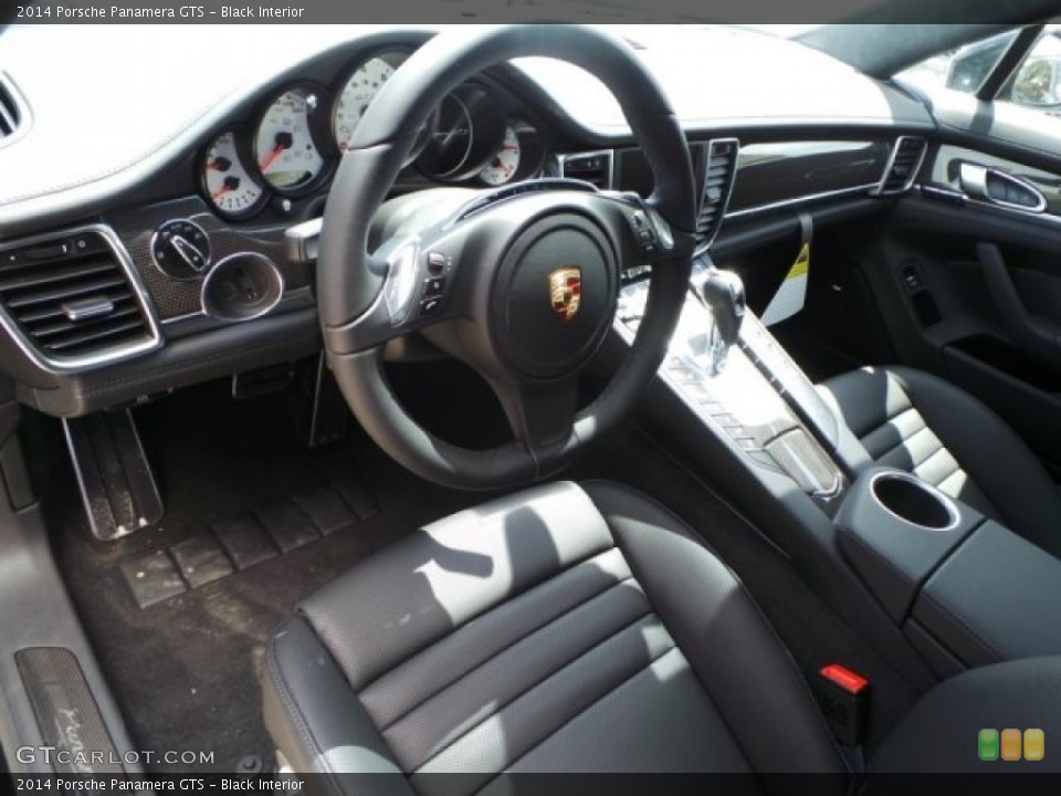 Black Interior Photo for the 2014 Porsche Panamera GTS #92182786
