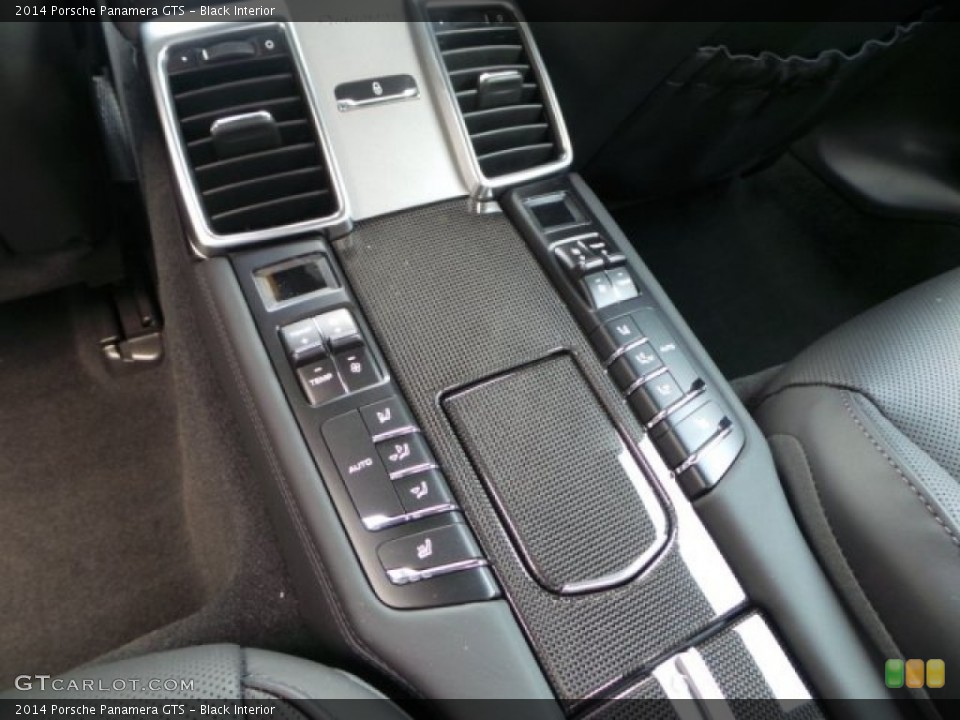 Black Interior Controls for the 2014 Porsche Panamera GTS #92183005