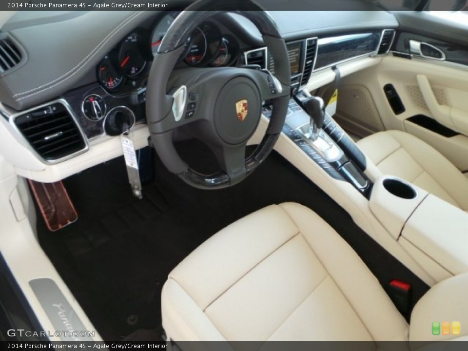 Agate Grey/Cream Interior Photo for the 2014 Porsche Panamera 4S #92183404