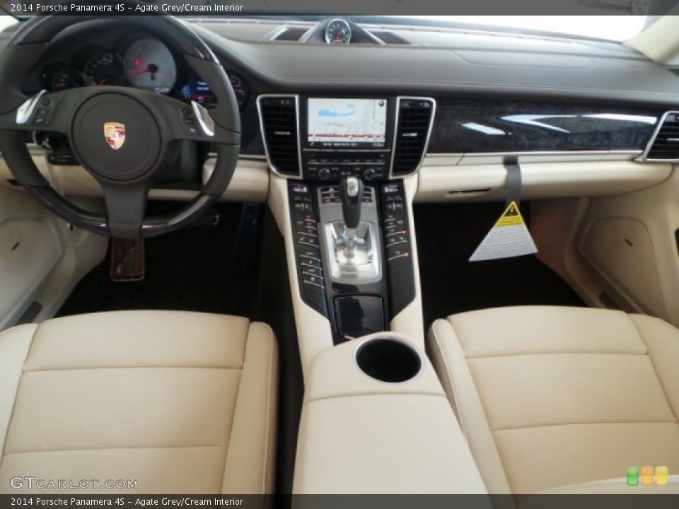 Agate Grey/Cream Interior Dashboard for the 2014 Porsche Panamera 4S #92183692