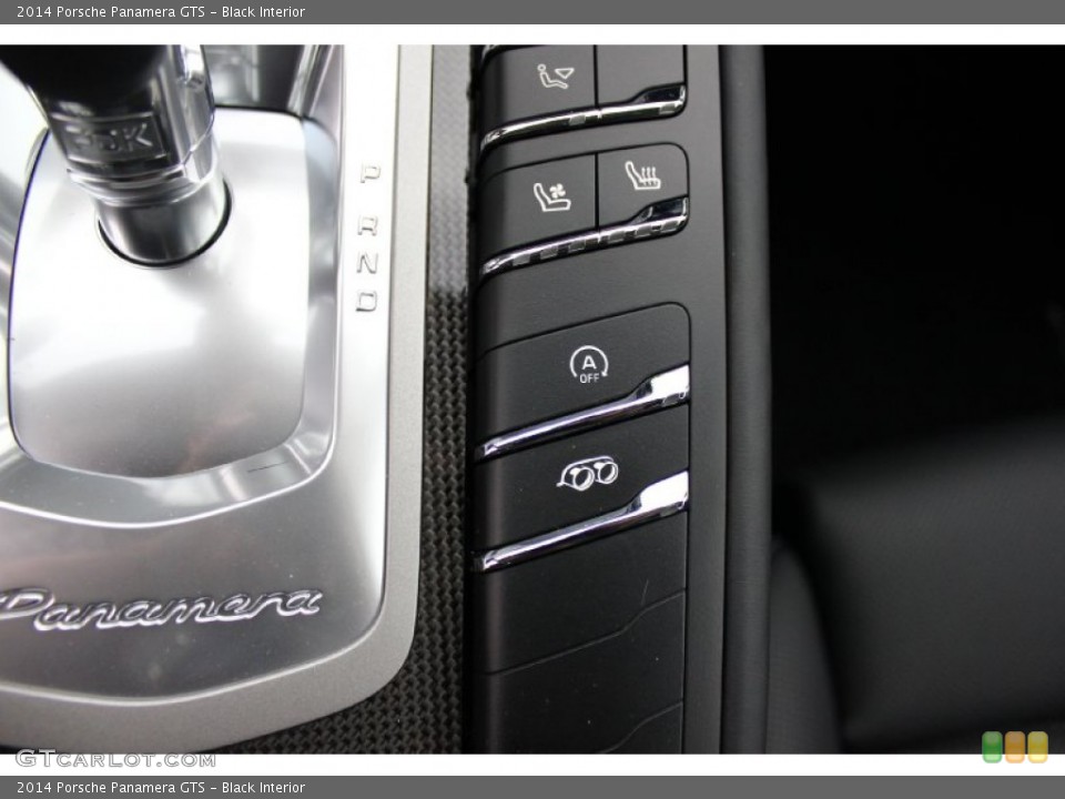 Black Interior Controls for the 2014 Porsche Panamera GTS #92185126