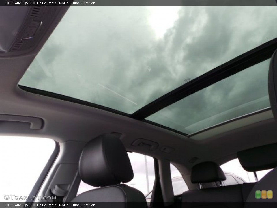 Black Interior Sunroof for the 2014 Audi Q5 2.0 TFSI quattro Hybrid #92186176