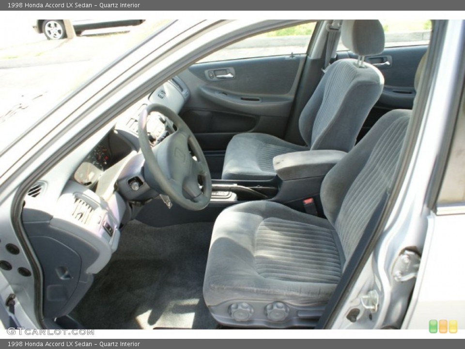 Quartz Interior Photo for the 1998 Honda Accord LX Sedan #92215239