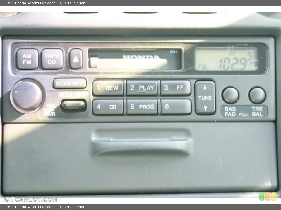 Quartz Interior Audio System for the 1998 Honda Accord LX Sedan #92215624