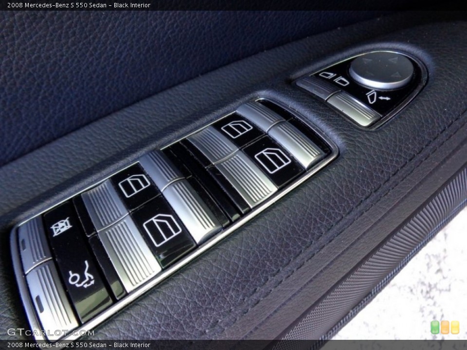 Black Interior Controls for the 2008 Mercedes-Benz S 550 Sedan #92229826