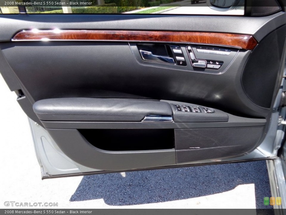 Black Interior Door Panel for the 2008 Mercedes-Benz S 550 Sedan #92229934