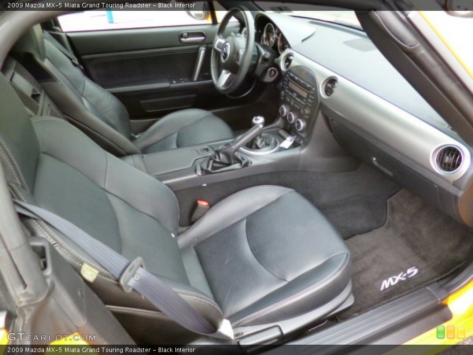 Black Interior Photo for the 2009 Mazda MX-5 Miata Grand Touring Roadster #92231780
