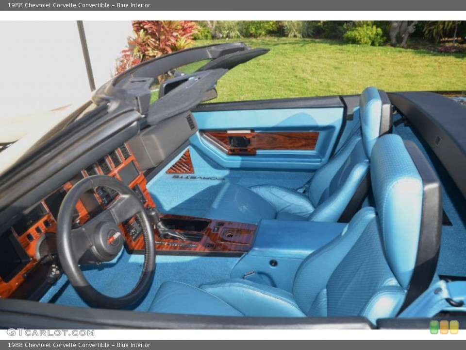 Blue Interior Photo for the 1988 Chevrolet Corvette Convertible #92266222