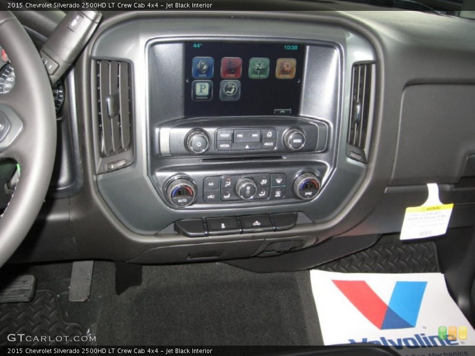 Jet Black Interior Controls for the 2015 Chevrolet Silverado 2500HD LT Crew Cab 4x4 #92273635