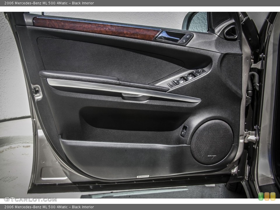 Black Interior Door Panel for the 2006 Mercedes-Benz ML 500 4Matic #92324658
