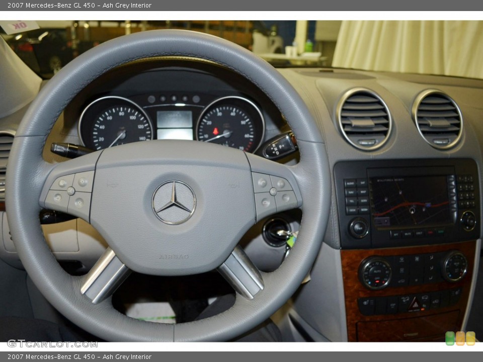 Ash Grey Interior Steering Wheel for the 2007 Mercedes-Benz GL 450 #92334534
