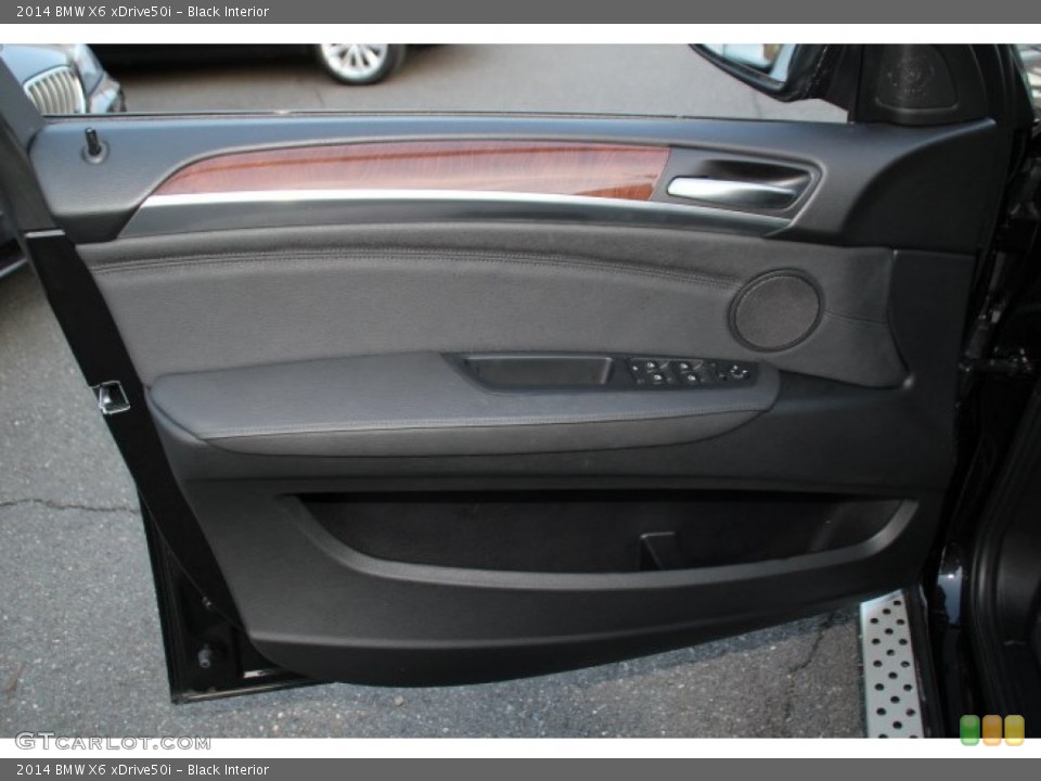 Black Interior Door Panel for the 2014 BMW X6 xDrive50i #92436124