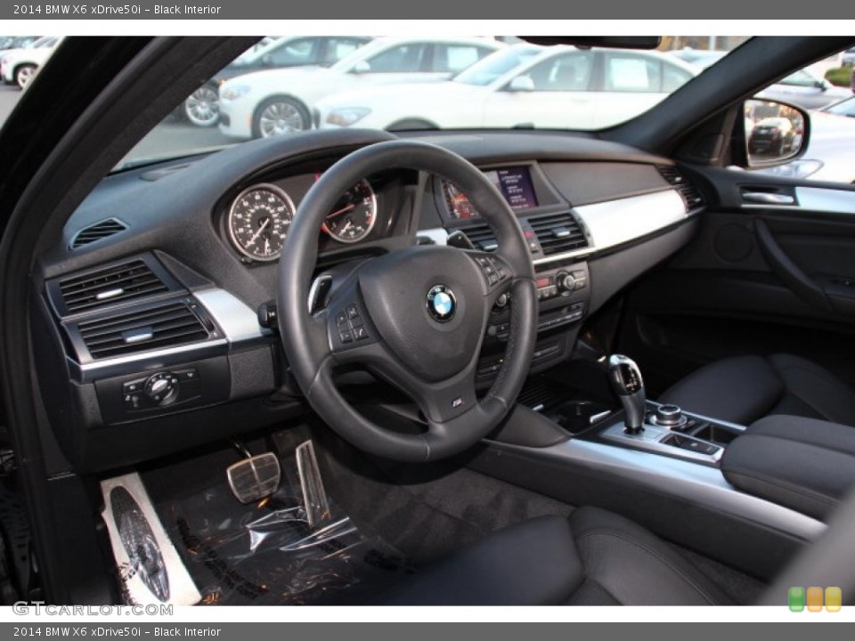 Black Interior Dashboard for the 2014 BMW X6 xDrive50i #92436859