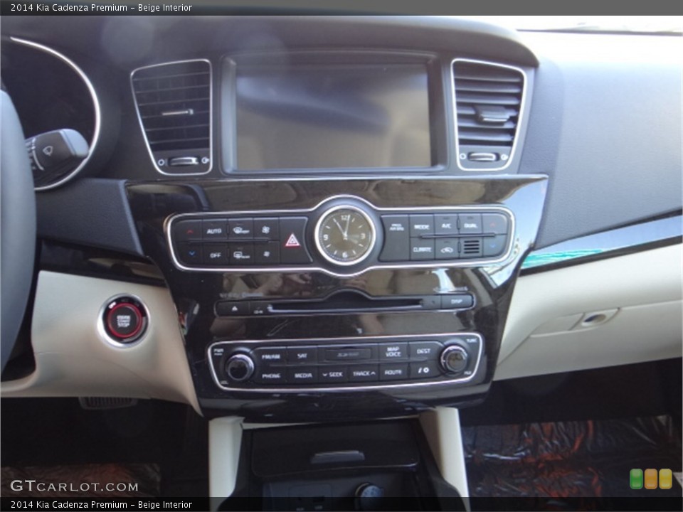 Beige Interior Controls for the 2014 Kia Cadenza Premium #92484683