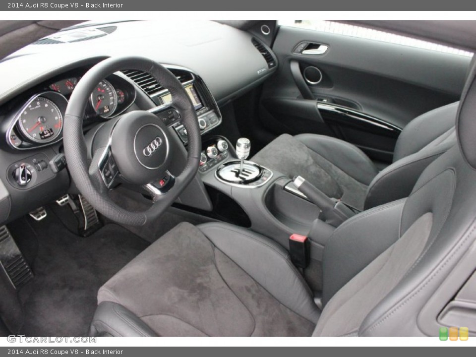 Black 2014 Audi R8 Interiors
