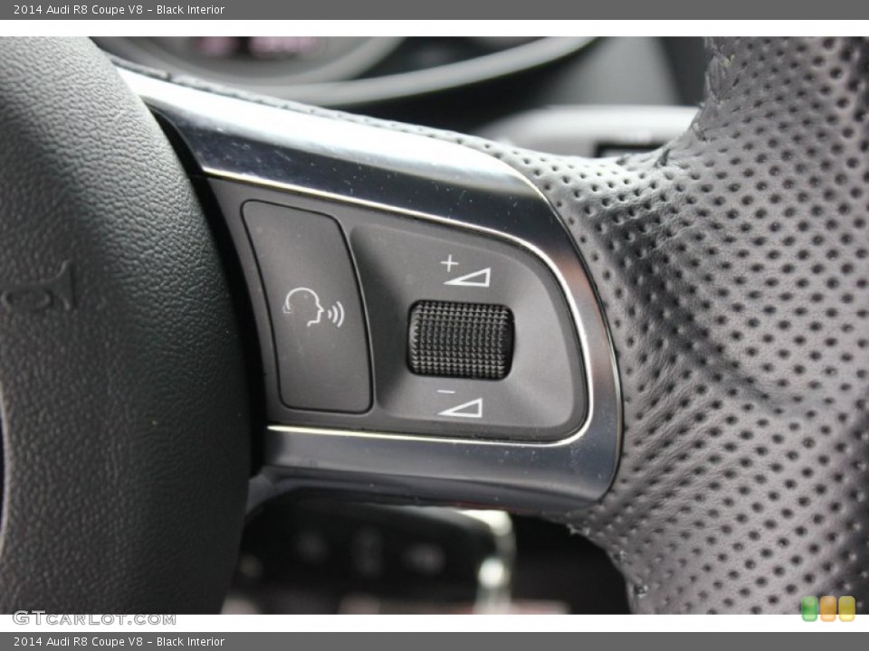 Black Interior Controls for the 2014 Audi R8 Coupe V8 #92514558