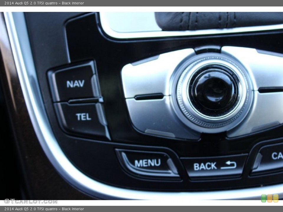 Black Interior Controls for the 2014 Audi Q5 2.0 TFSI quattro #92526735